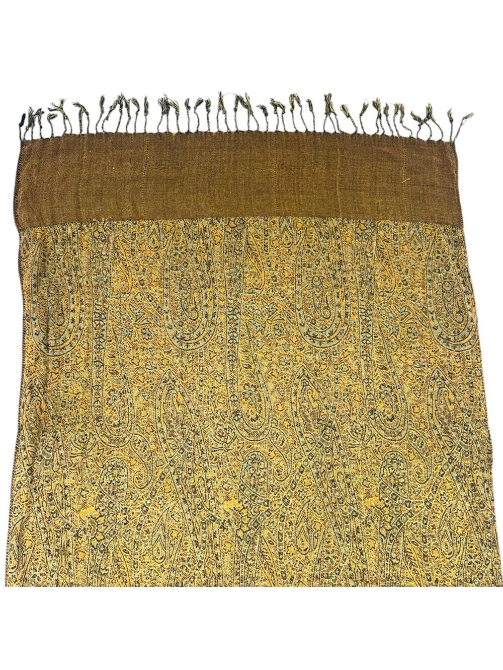 The Golden Paisley Scarf - Picture 4 of 6